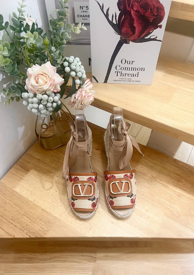 Valentino Garavani Cherry Pattern Jacquard Raffia Mule New Fish-Mouth Wedge Heel