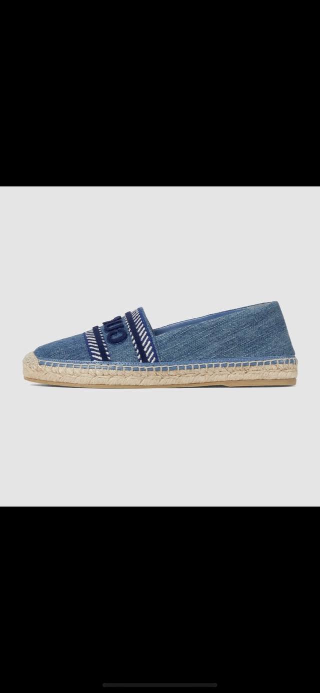 Store Display Image Gucci Paris 2025 Spring Ines Embroidered Patch Denim Canvas