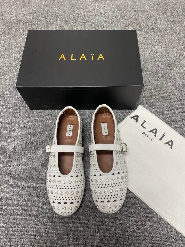 Alaia Runway-Inspired Flat Ballet Flats! Sweet And Edgy Ballet Style, An Extreme
