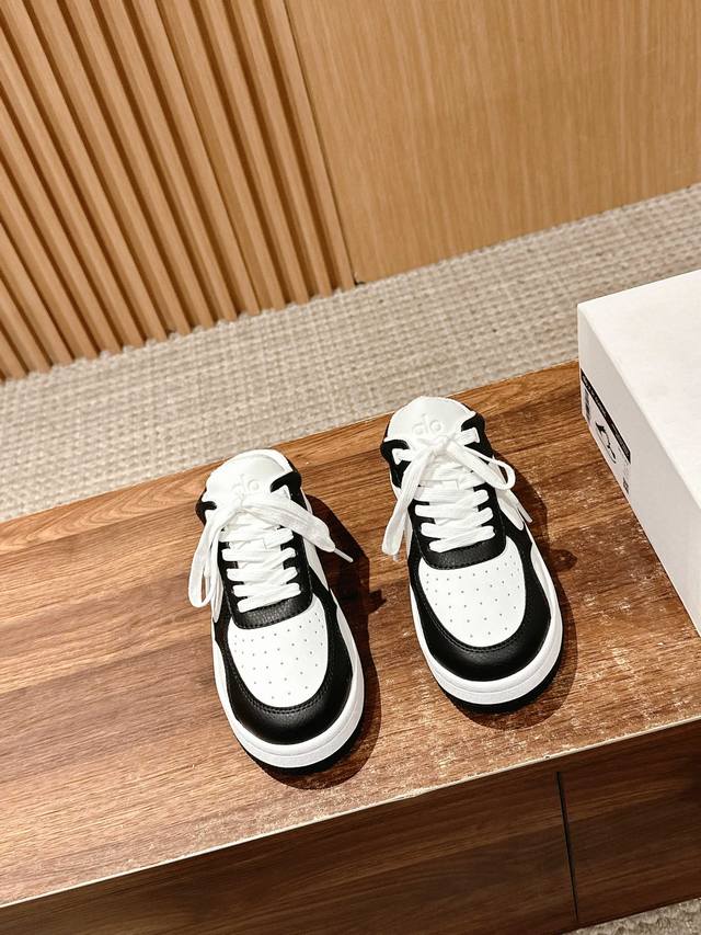Half-Slip Spring/Summer New Arrival Color-Blocked White Sneakers With Thick Sole
