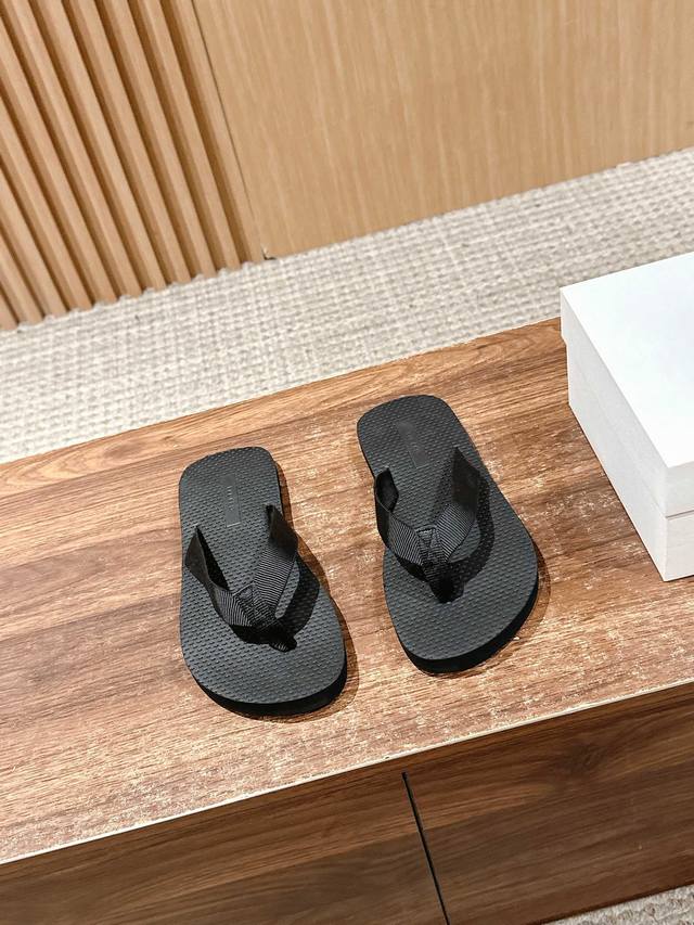 Made In Guangdong, Thin Sole # # Flip-Flops With Barefoot Feel, Let Every Step B