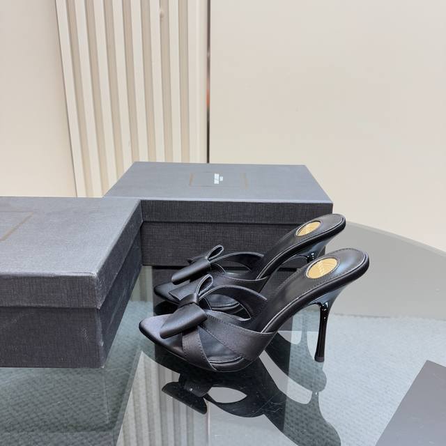 Top-Tier Version Saint Laurent 2025 New Spring/Summer Collection High-Heeled San