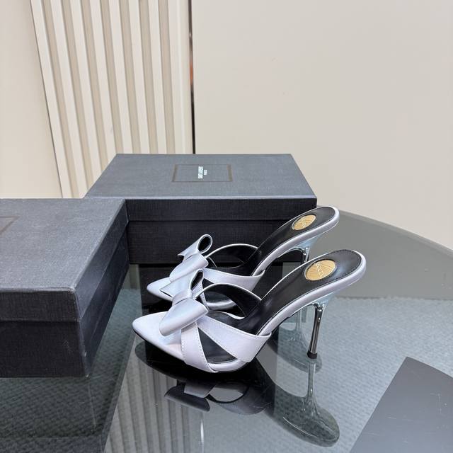 Top-Tier Version Sain*Laurent 2025 New Spring/Summer Collection High-Heeled Sand
