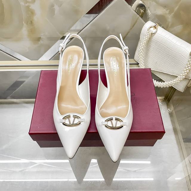 Orange Factory Price P Valentino Valentino Small V-Buckle Pointed-Toe Stiletto S