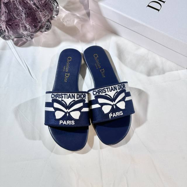 Factory: Dior Spring/Summer New Arrival 3D Butterfly Flat Sandals Size: 35-42