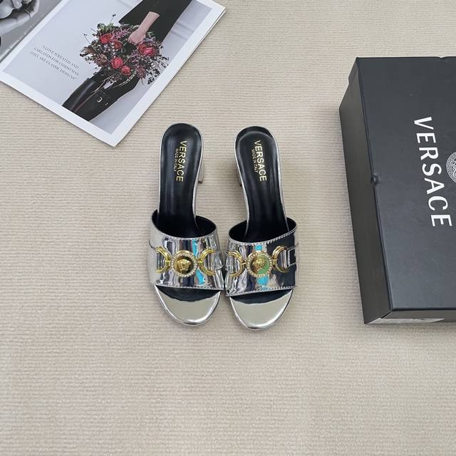 Factory: Versace 2025 Top-Tier Store New Arrival For Early Summer Official Websi