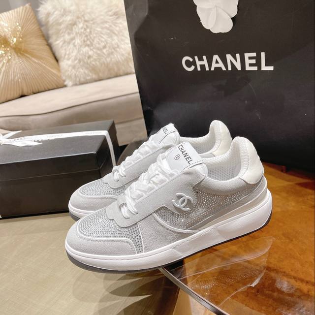 Factory: Classic Black And White Panda-Colored Sneakers. A Must-Have For Coco Gi