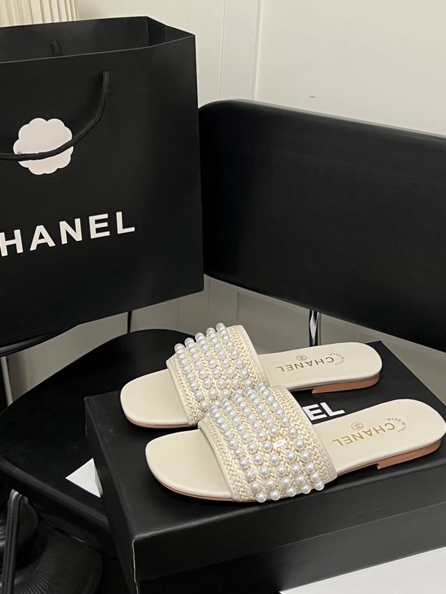 Factory: Chanel Pearl-Decorated Slippers, A Classic Masterpiece In The Fashion W
