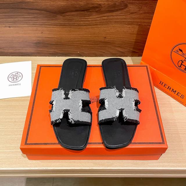 Factory: Hermes Summer Classic Fringe H-Strap Flat Sandals For Travel And Vacati
