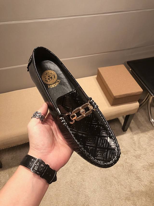 Brand: Versace, Official Website Latest Model, Shoe Upper Made From Imported Top