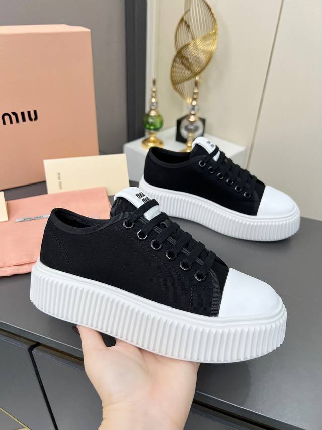 Actual Price, No Discounts! Miu Miu 2025 Spring/Summer Fashion New Arrival, Thic