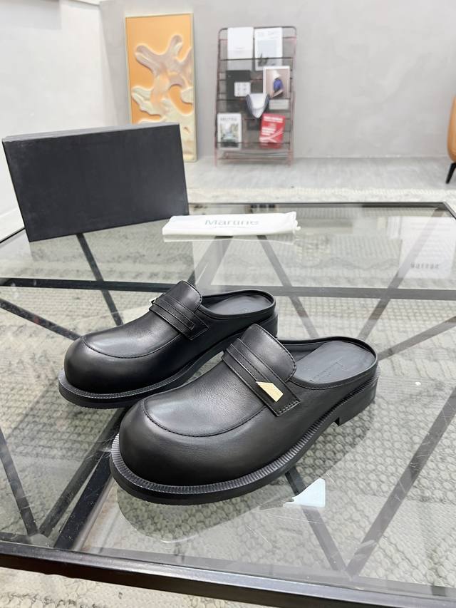 M Top-Tier Proxy Purchase, Martin, Street-Style Thick-Soled Half-Slip-On Leather