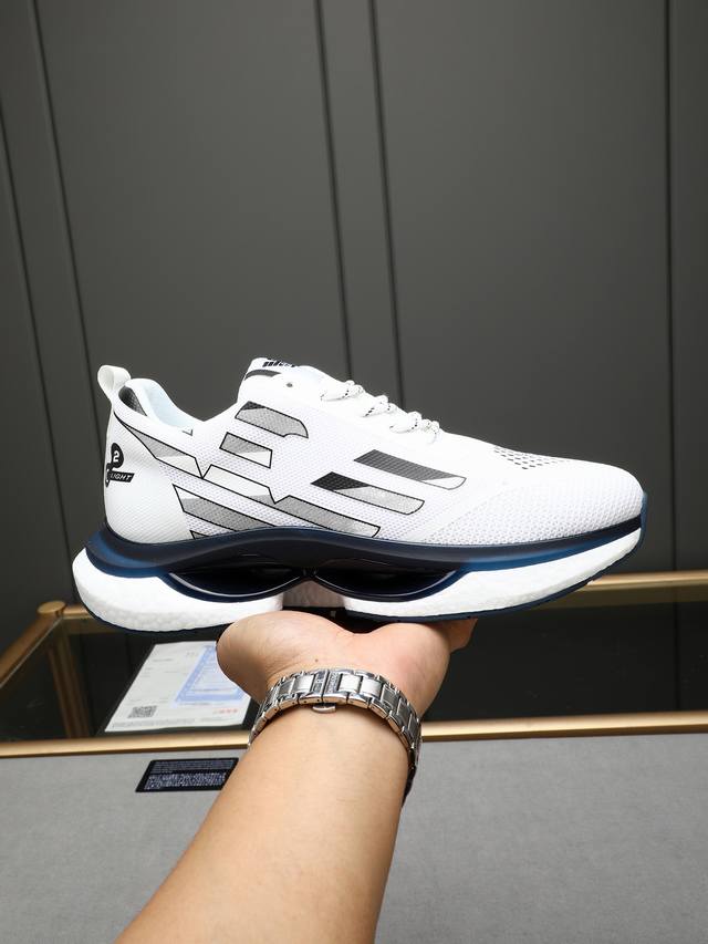 Armani A Fashionable Top-Tier Streetwear Brand, This Men's Shoe Can Adapt To Var