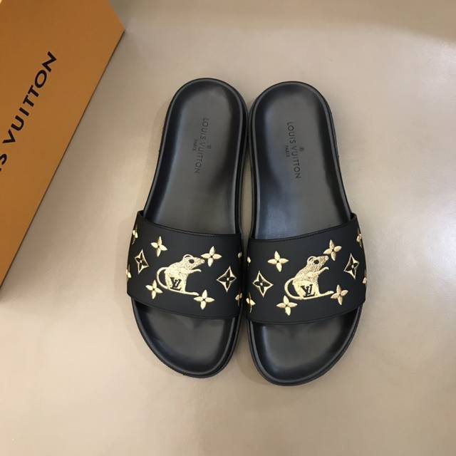 Ouis*Uitto* Latest Men's Slippers, Premium Quality, Genuine Leather Material, Me