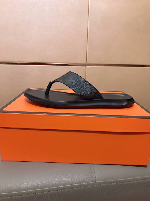 Factory Price Lv Louis Vuitton Ss Latest Men's Sandals, Must-Have Summer Item, D