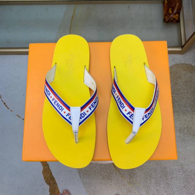 2025 Model Now Available, Fendi Fendi Little Monster Men's Flip-Flops, Dedicated