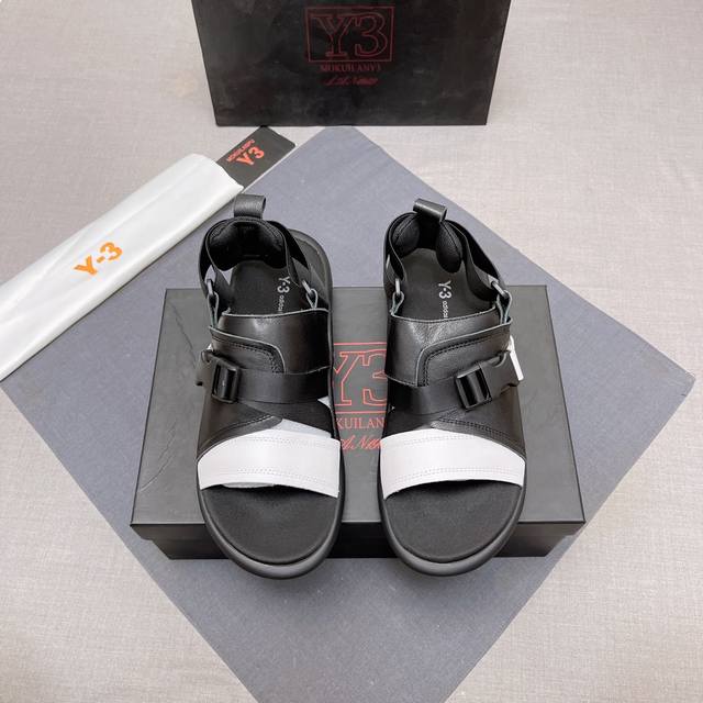 New Y-3 Latest Fashion Men's Sandals..The Shoe Upper Is Made From Imported Elast