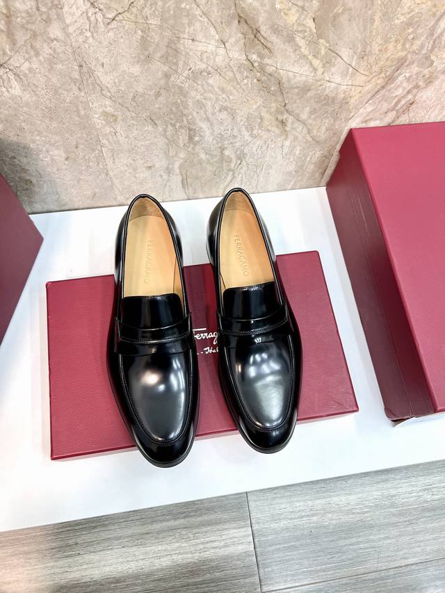 Ferragamo Men's Premium Leather Shoes, Imported Cowhide Leather Upper With Open-