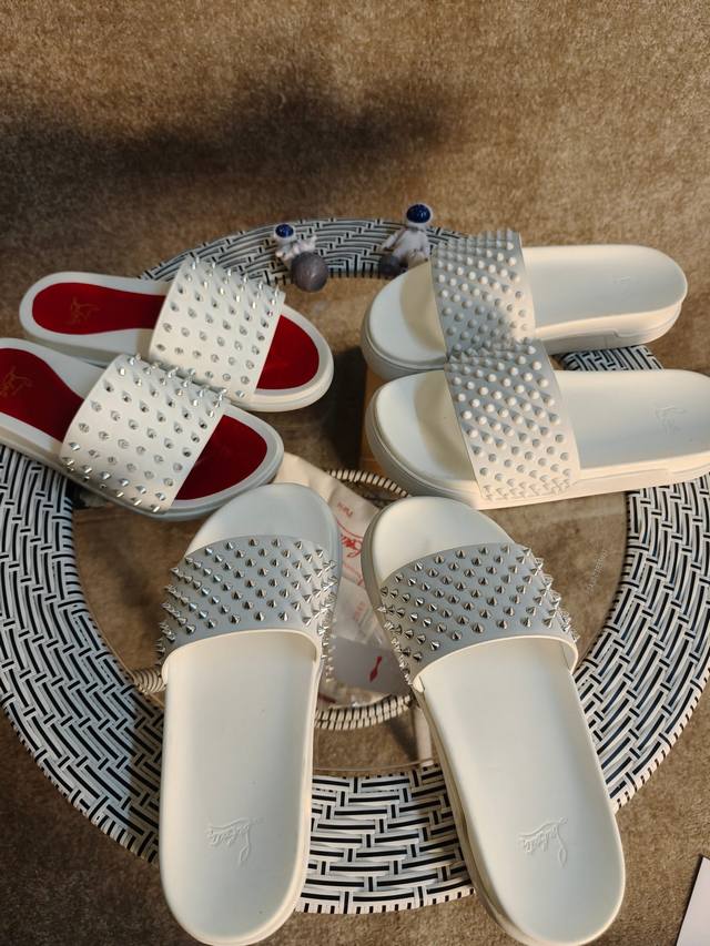 Christanlouboutin (Cl. Louboutin) Men's Red-Soled Slippers Sandals Size: 38 46 I