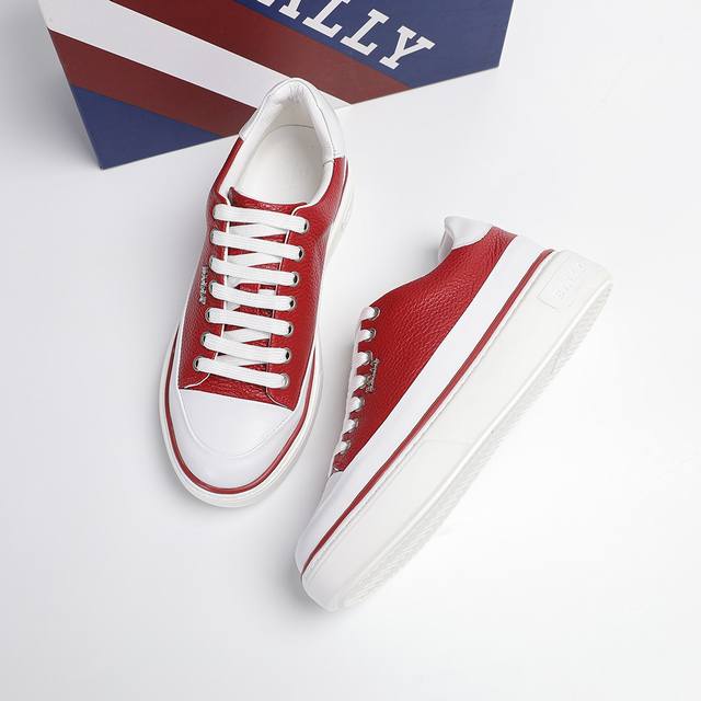 B Brand New Arrival, White Cowhide Paired With Red Alligator-Textured Cowhide, F