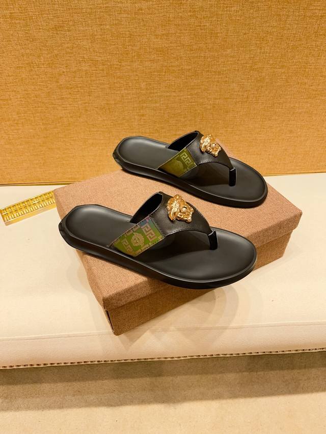 Factory Price Versace Series New Arrival Slippers, High-End 1:1 Custom Molded, O
