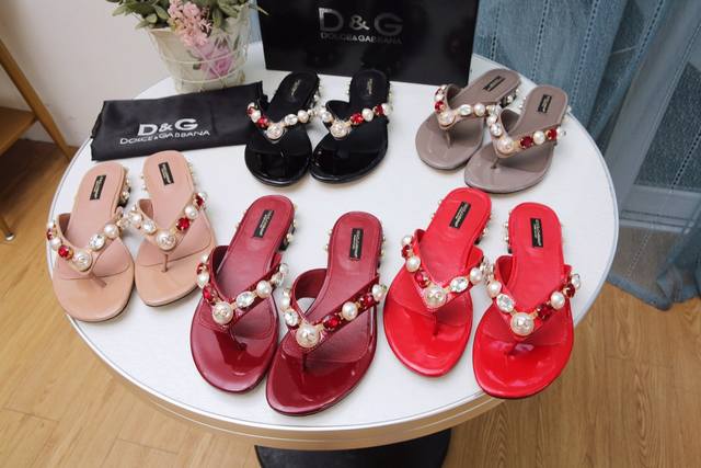 Factory Price Women's Shoes Sports Original Design Latest Styles Now Available.