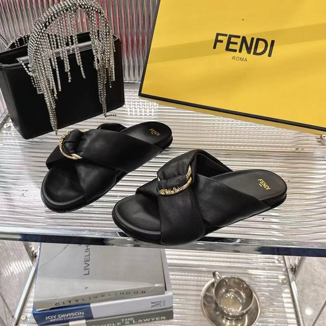 Factory Price Women's Shoes Sports Original Fendi 25Ss Fendi Series Flat Slipper
