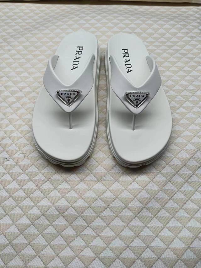 Price: Prada New Model, High-Quality Sandal, Original 1:1 Design, Women's Soft S
