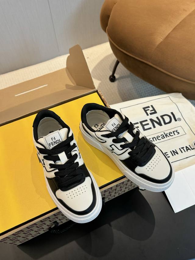 Actual Price: Fendi Thick-Soled Casual Shoes Authentic Replica Plane Box Version