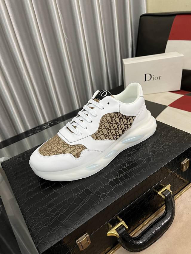 Factory Price: Dior New Arrival, Meticulously Crafted To Captivate The Crowd! An