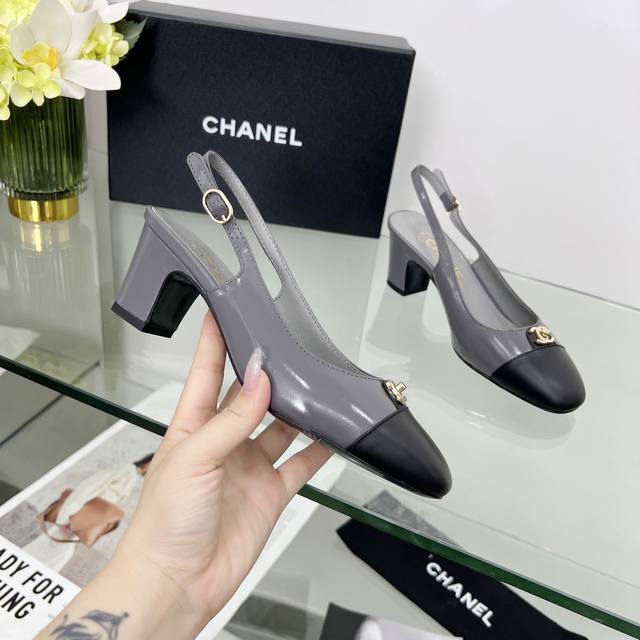 Factory Price Women's Shoes, Sports-Inspired High-End Version Chanel-Style Sanda