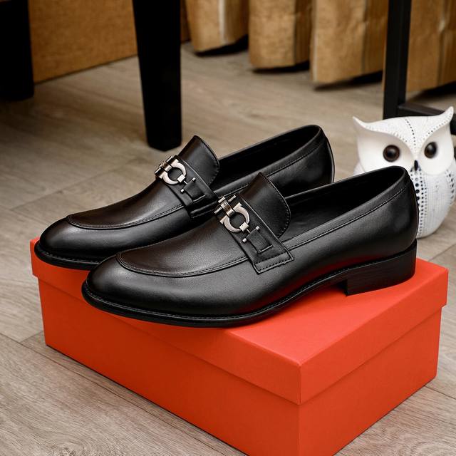 Factory Price Adjustment Men's Shoes Sports Original Order Ferragamo New Men's C