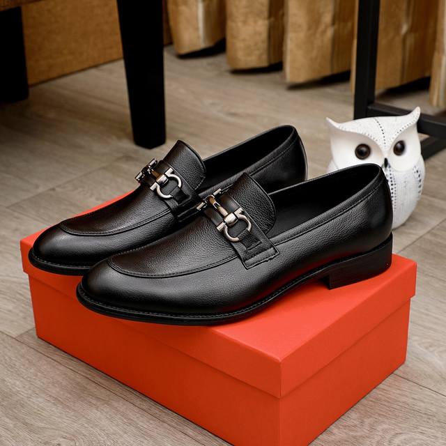 Factory Price Men's Shoes Sports Original Order Ferragamo New Men's Casual Slip-