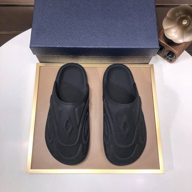 Factory Wholesale Top-Tier Market Version, Men's Spring/Summer Sandals, Released