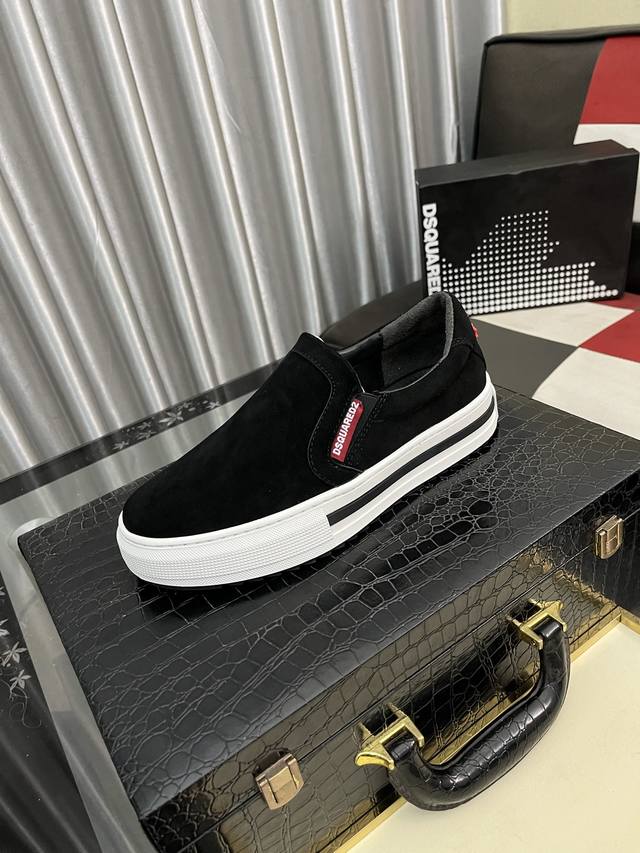 Factory Price: D2~ Casual Shoes, Available Simultaneously At Z Stores. Sizes: 38