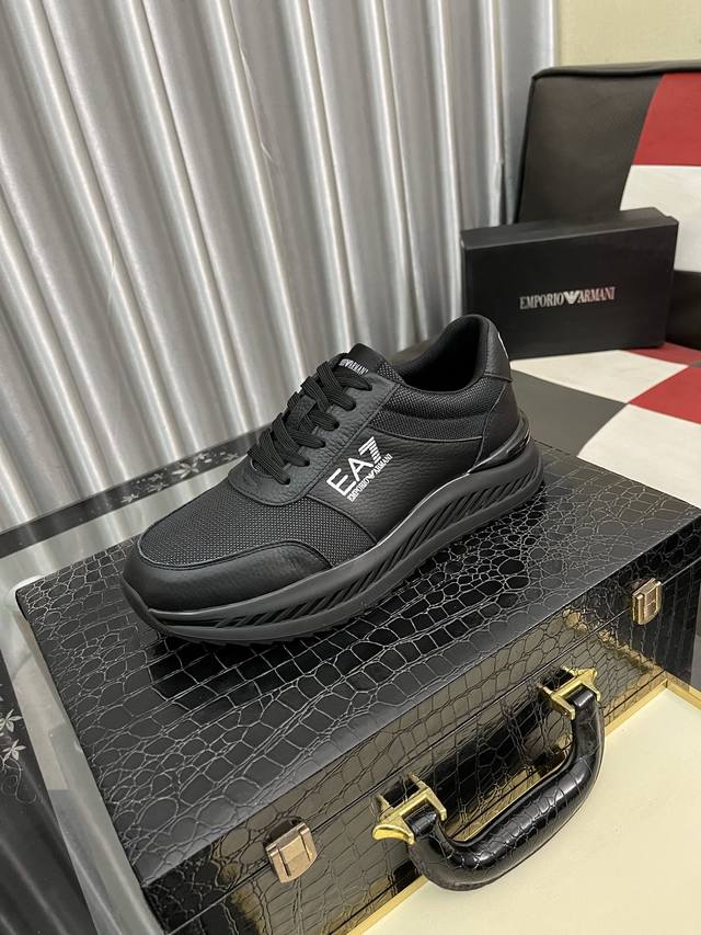 Factory Price: Armani Armani New Fashion Men's Sneakers. This Casual Shoe Combin