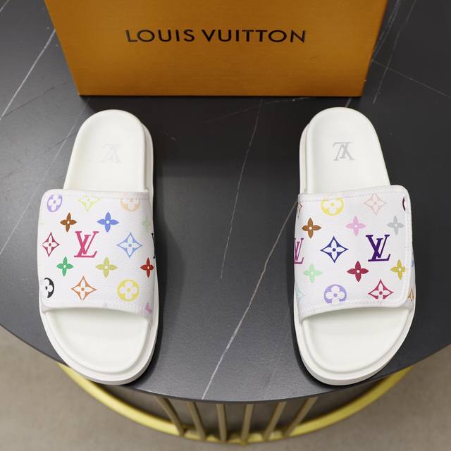 Factory Price: Brand: Louis Vuitton Standard Sizes: 38 44 45 Custom-Made Grade: