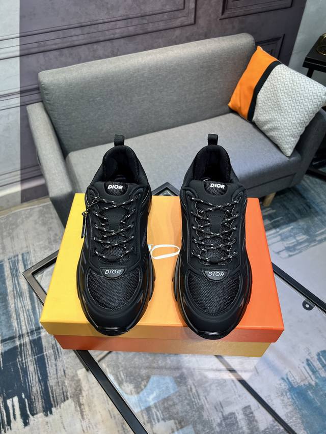 Dior B44 Blade Couple's Edition Sneakers, Authentic Replica. The Dior B44 Blade