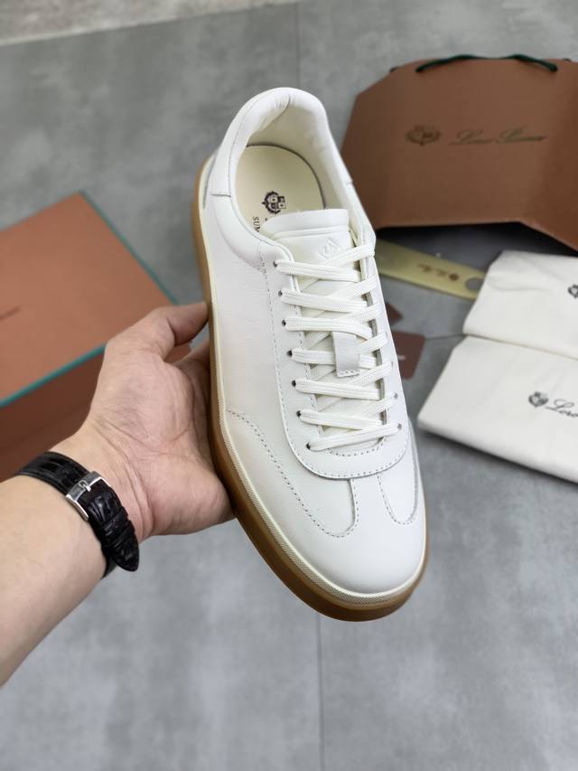 Factory Price, Genuine High-Quality Loro Piana . Top-Tier Authentic Product, 1:1