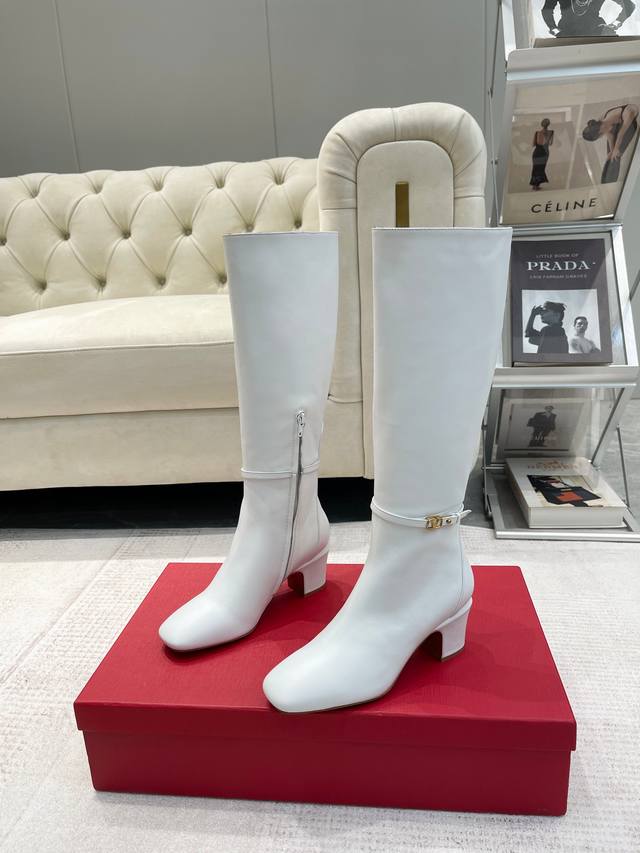 Factory P Leather Sole Rubber Sole Valentino Fall/Winter 2023 New Arrival Women'