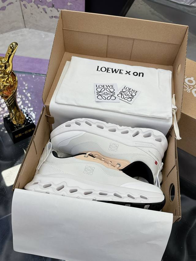 Factory Price: Running Specialist Running Shoes 100% Comfort Onrunning X Loewe C