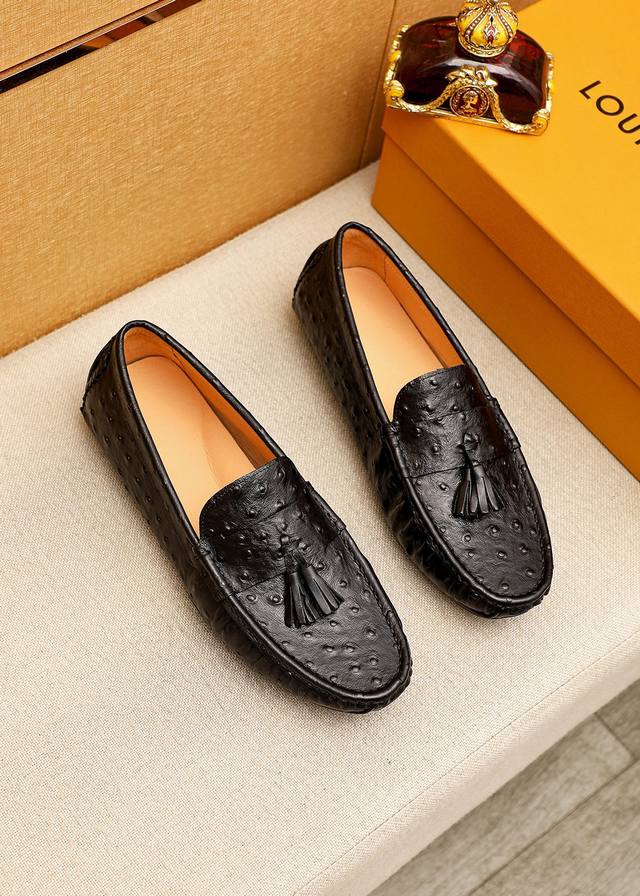 Product Trademark: Louis Vuitton Doodle Shoes Standard Sizes: 38-44, 45.46 Custo