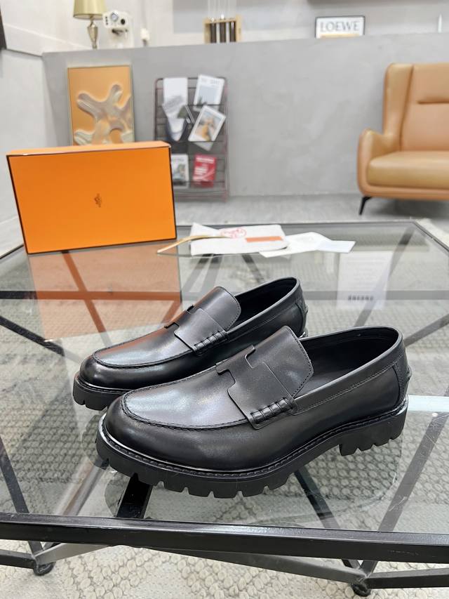 H Top-Tier Proxy Purchase. Love The Street-Style God's Thick-Soled Leather Shoes