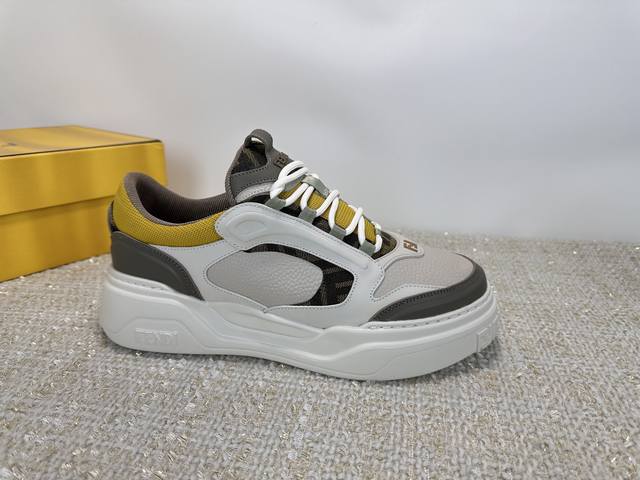 Top-Tier Version Fendi 2025 Spring Festival Bestseller Series Casual Sports Shoe