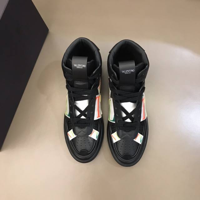 V L7N High-Top Calf Leather Lace-Up Sneakers. No Man Can Resist This Classic Col