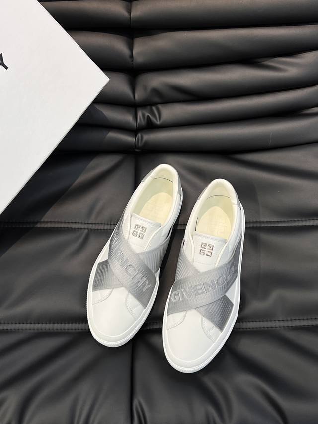 Givenchy Low-Top Casual Shoes, Made From White Calf Leather And Other Materials,