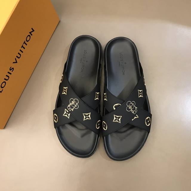 Ouis *Uitto* Latest Trendy Men's Slippers, Premium Quality, Genuine Leather Mate