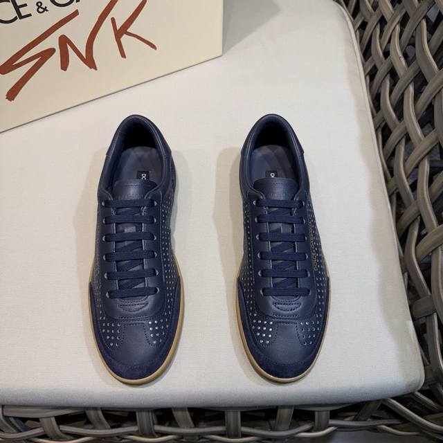 Dolce&Gabbana Dg New Men's Casual Sneakers | Imported Cowhide Leather Constructi