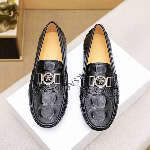 Factory Price, High Quality, Latest Men's Bean-Shaped Shoes, Official Website Re