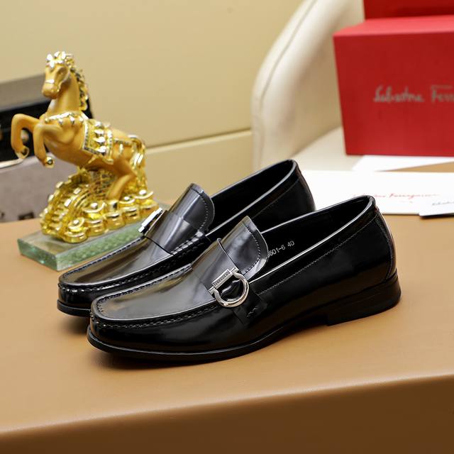 Fabrikpreis Ferragamo Neue Herren-Freizeitschuhe Originalversion 1:1, Hochwertig